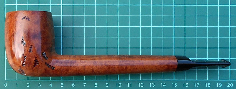 Lorenzo Canadian shape Spot-carved pipe